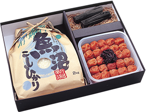 本場の味わいセット内容 | ・紀州うすじお味梅　500ｇ | ・魚沼産コシヒカリ2kg | ・紀州備長炭　2本　| 塩分約9％